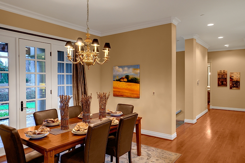 dining room staging